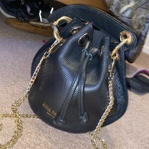 Anna Paola black tote